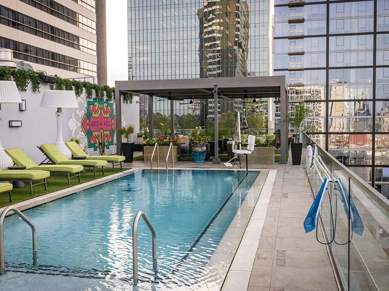 Pool and pergola - Hyatt Hotel rootop