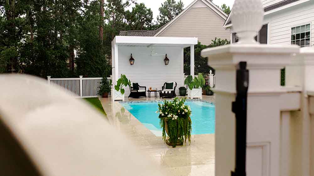 Small white pergola in Wilmington, NC